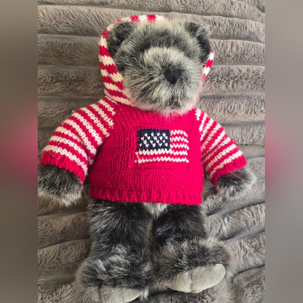 18" VTG Teddybear Patriotic  Hugable In Knitted Sweater w Hood USA On Foot
